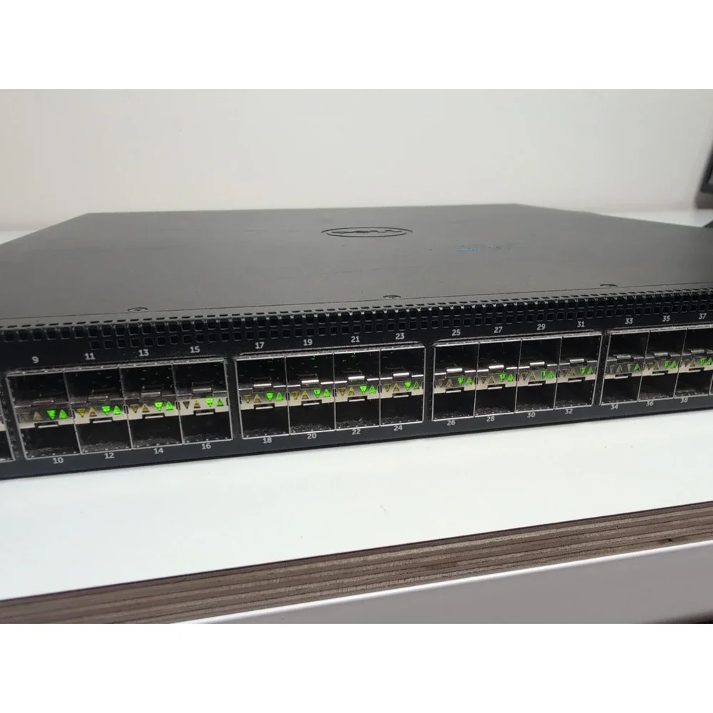 Dell PowerConnect 8164F 48-Port 10GbE SFP+ / 2-Port 40GbE QSFP+ Switch w/ Cables